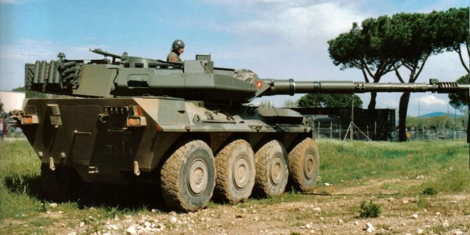 Италия рассматривает передачу Украине артиллерии и бронетехники