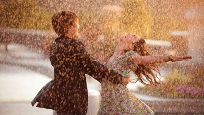 joy-of-romance-in-rain-wallpapers-1024x768-1