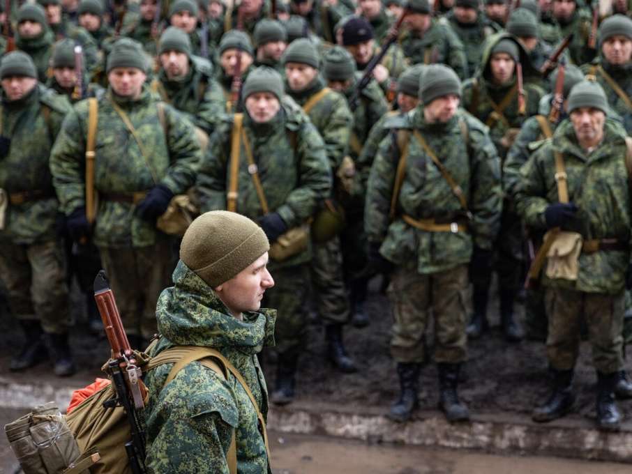 Путин продолжает отправлять срочников на войну в Украину