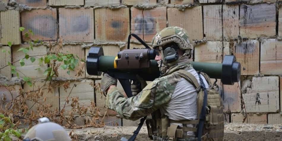 Німеччина поставила Україні гранатомети Matador та протитанкові міни DM22 і DM3