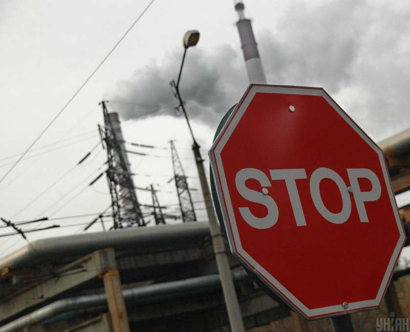 Дефицит топлива: россияне уничтожили крупнейшее предприятие по производству нефтепродуктов в Украине
