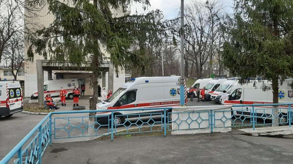 Ракетный удар по Львову: эвакуированному ребенку из Харькова отсекло полпальца