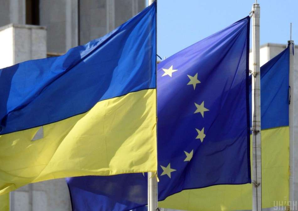 Украина намерена уже в июне получить статус кандидата в ЕС