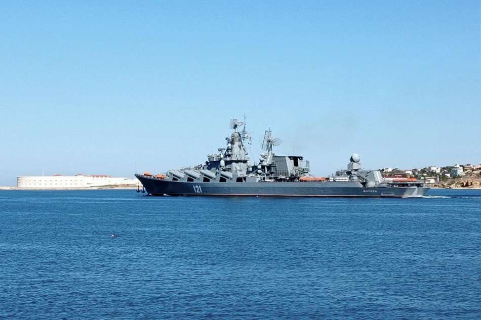 "Пропавшие без вести" с крейсера "Москва": семьи еще четырех срочников сделали заявления