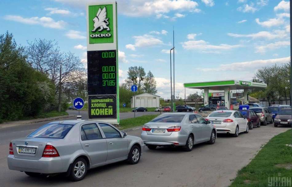Эксперт рассказал что будет с ценами на бензин в ближайшее время