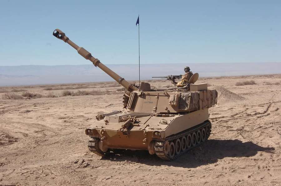 В США розглядають постачання Україні артилерії та позашляховиків Humvee
