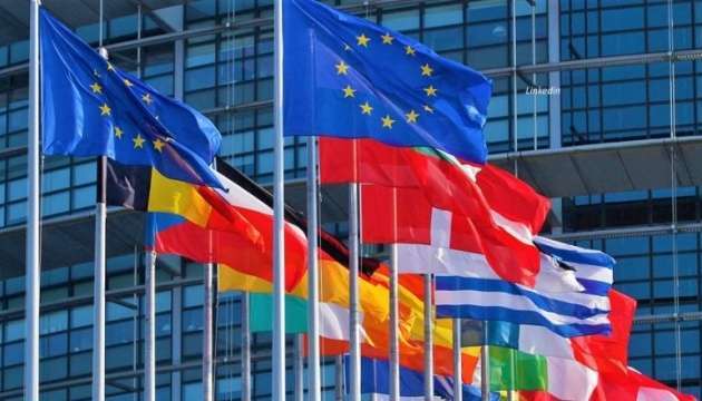 В ЄС слідкують за новим наступом рф в Україні й обіцяють далі тиснути санкціями