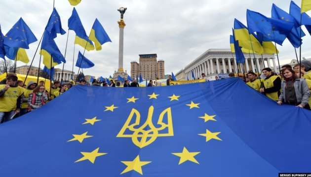 Статус кандидата у члени ЄС відкриє для України безпрецедентні можливості - Зеленський