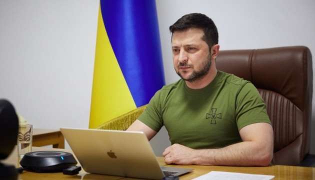 Зеленський обговорив із Шольцом посилення оборонної підтримки України