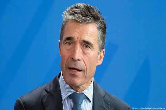 Бывший глава НАТО критикует подход ФРГ к войне в Украине
